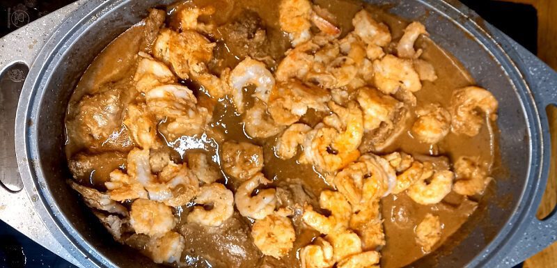CONEJO CON SALSA DE LANGOSTINOS